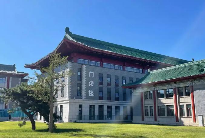 北京八大处整形医院医生有哪些？吸脂整形医生信息附带眼部案例