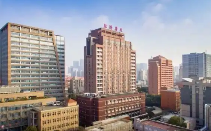上海仁济医院整形科医生有哪些？吸脂医院实力大咖信息更新2025