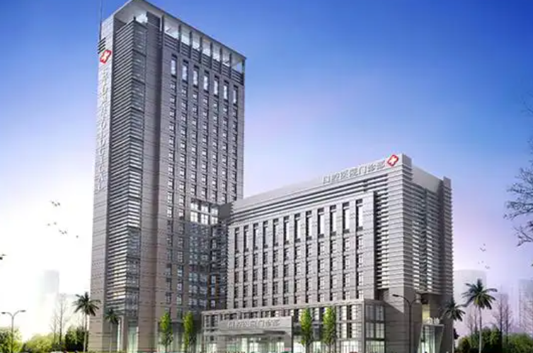 重庆医科大学附属口腔医院颌面外科怎么样？靠谱吗？附口碑医生