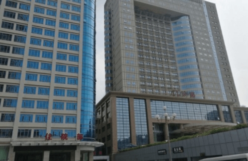 厦门解放军174医院整形科双眼皮怎么样？价格实惠，设备齐全