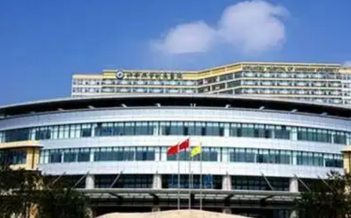 江苏大学附属医院眼科价格表公开&医生介绍&热门项目