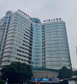 成都割双眼皮整形医院前十名单，看这几家医院准没错！