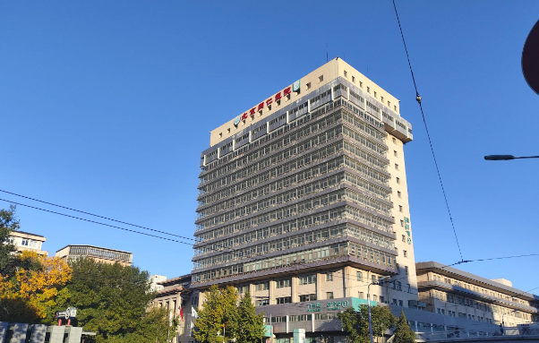 北京同仁医院双眼皮手术谁做的最好？医生简介/优势技术在线获取!