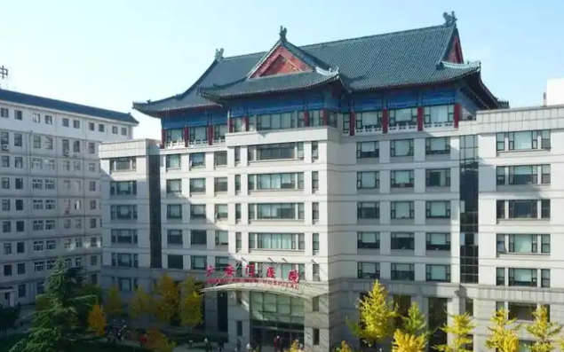 中国中医科学院广安门医院专家简介，详细资料、双眼皮口碑点评等揭秘！