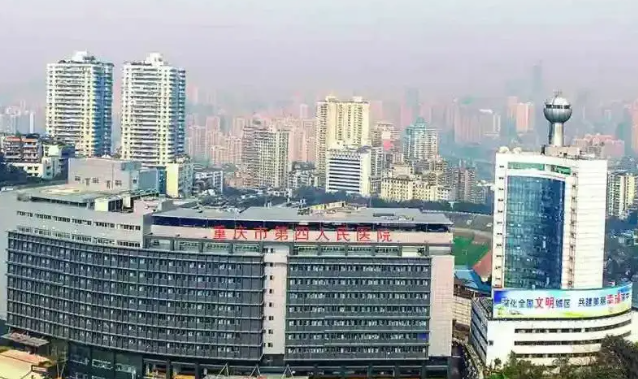 重庆市急救医疗中心整形科怎么样？医生介绍_胸部真实叙述！