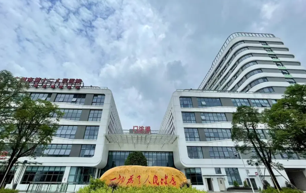 广州市第十二人民医院整形科怎么样？几位实力派大咖，隆鼻案例点评分析！