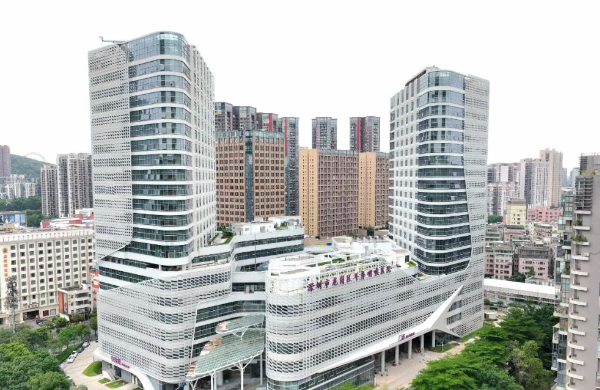 深圳市福田区人民医院整形科怎么样？隆胸技术特长\项目口碑评价一览！