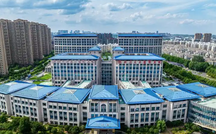 武汉大学人民医院东院整形科怎么样？吸脂医生技术水平和简介解析！