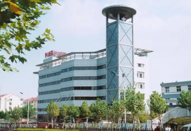 南京市中西医结合医院整形科怎么样？隆胸技术优势&坐诊医院介绍