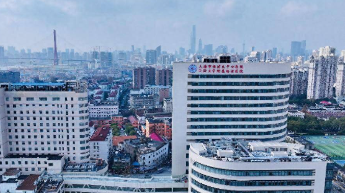 上海市杨浦区中心医院整形外科怎么样？个人资料简介-专业隆鼻技术曝光