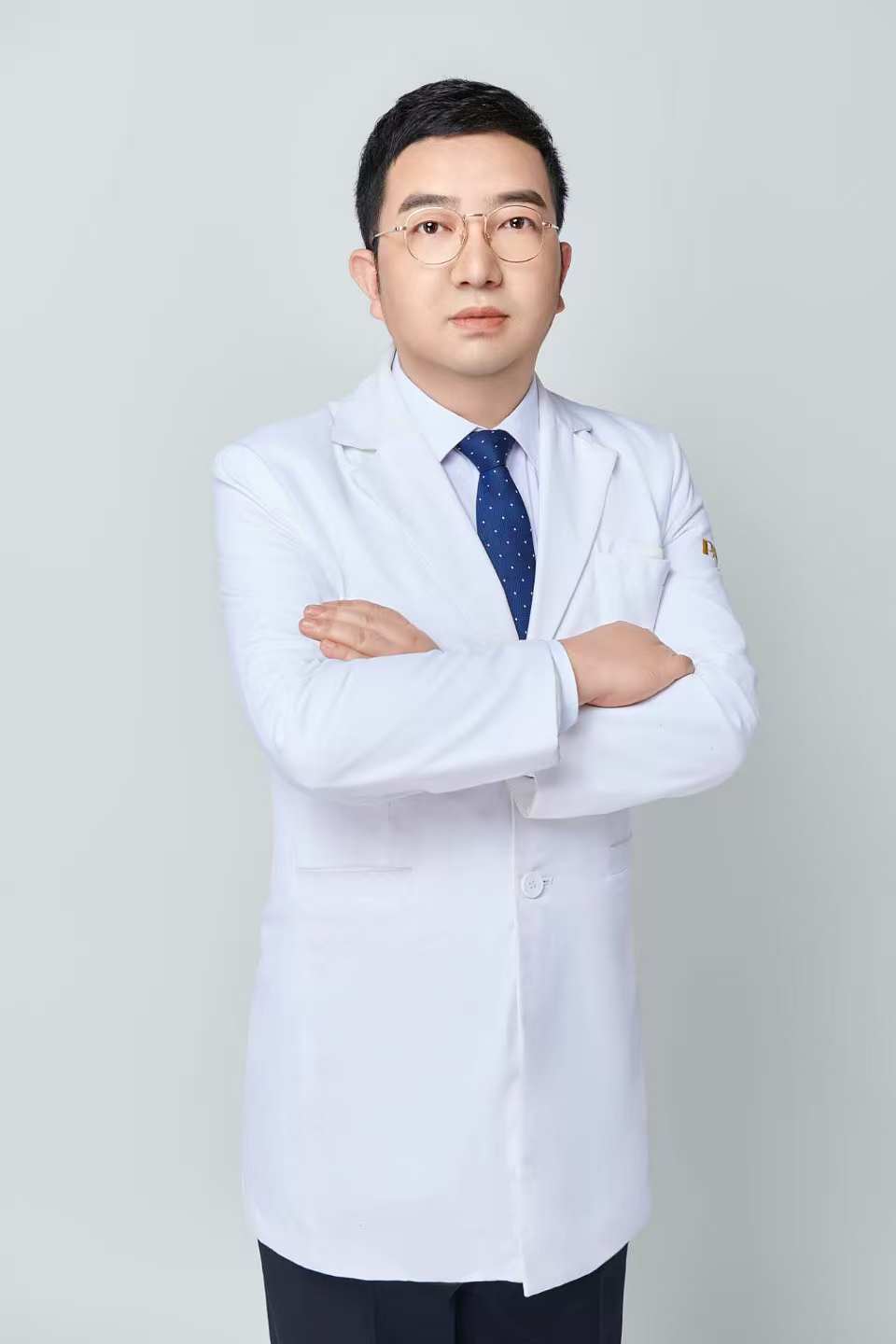 深圳上班族午休就能做的吸脂抗衰项目、卢颖医生揭秘吸脂~悄悄变美不耽误工作