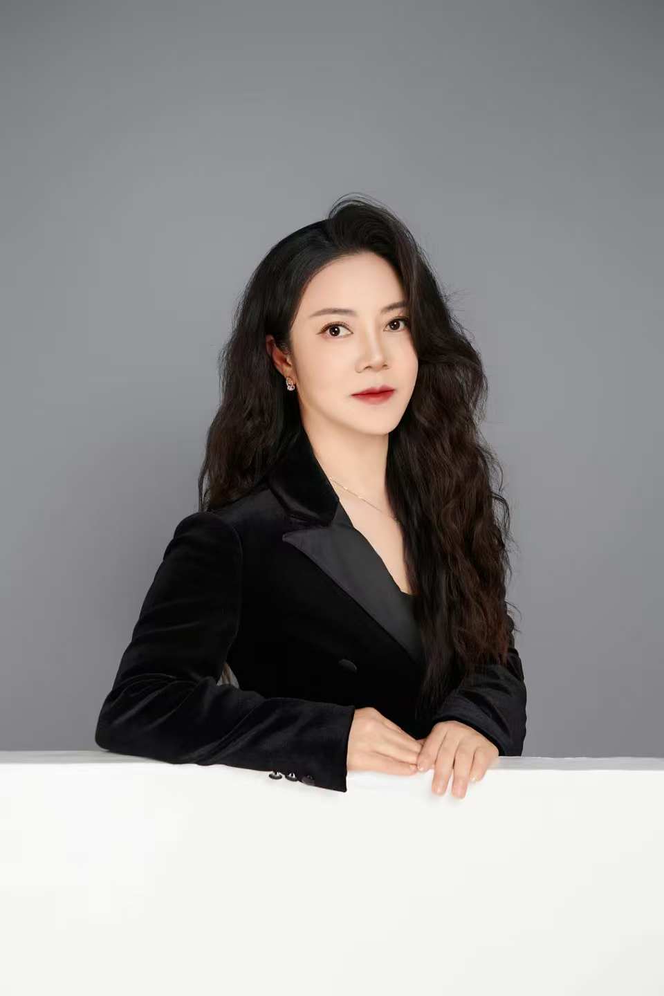 深圳爱美人士长效塑形臻享的方法来了~高飞医生抗衰技术让你拥有妈生脸~