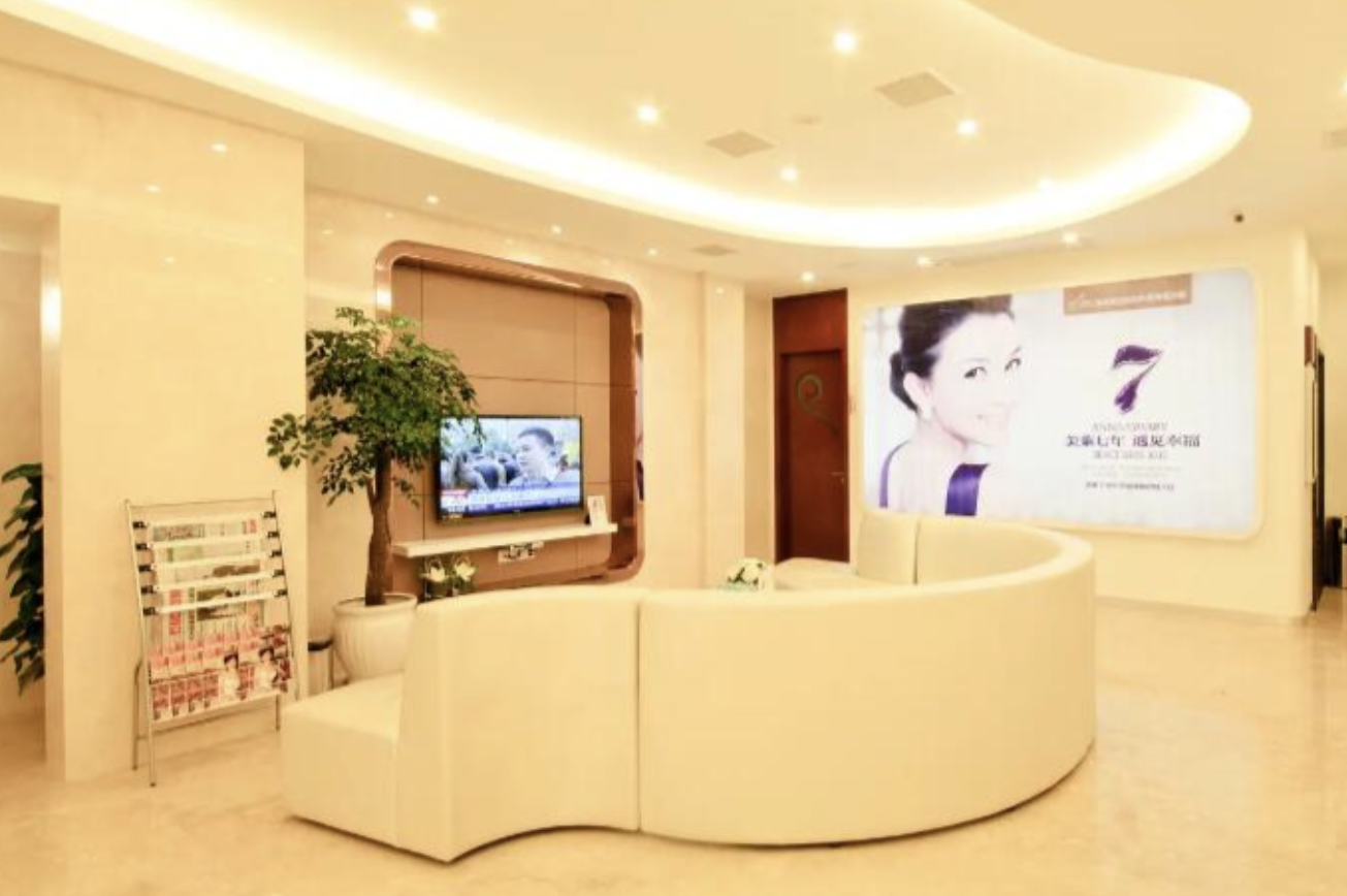 镇江做假体隆鼻整形医院有哪些?这几家医院值得一看！