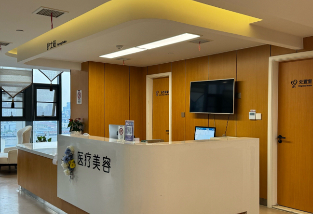 佛山肋骨鼻整形医院排名第一，小巧精致鼻型打造，适配东方温婉长相